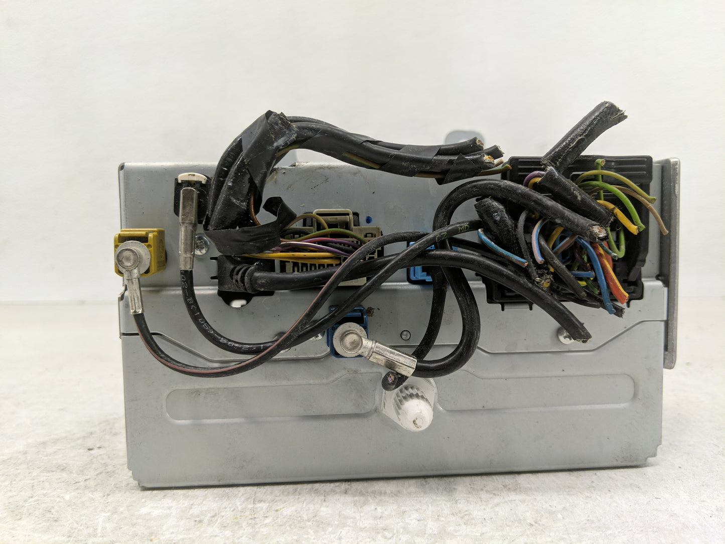 2013 Buick Verano Radio AM FM Cd Player Receiver Replacement P/N:22989452 Fits OEM Used Auto Parts - Oemusedautoparts1.com