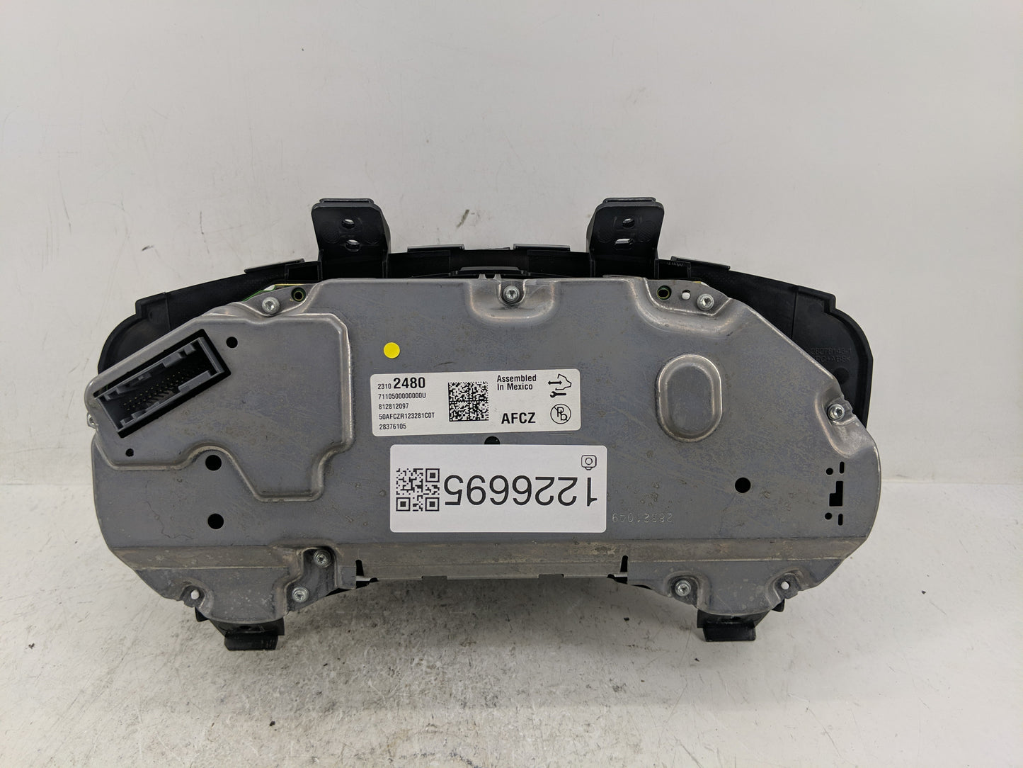 2013 Cadillac Ats Instrument Cluster Speedometer Gauges P/N:23102480 Fits OEM Used Auto Parts - Oemusedautoparts1.com