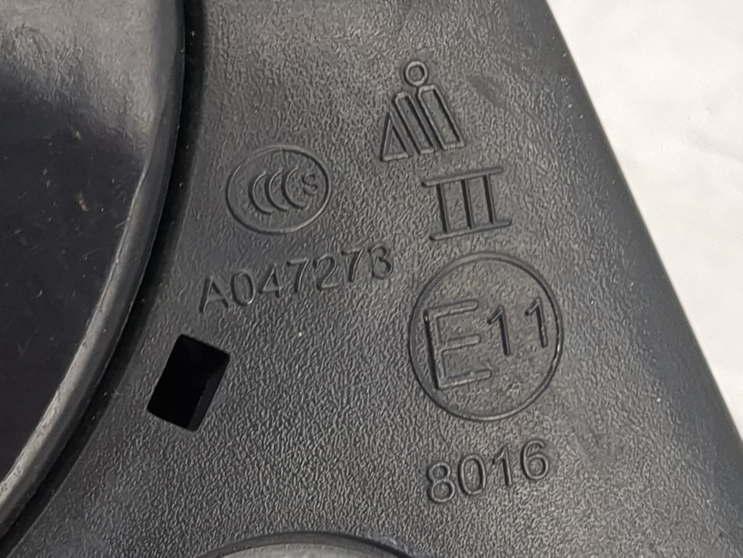 2013 Cadillac Ats Passenger Side View Mirror - Right Door Mirror OEM Used - Oemusedautoparts1.com