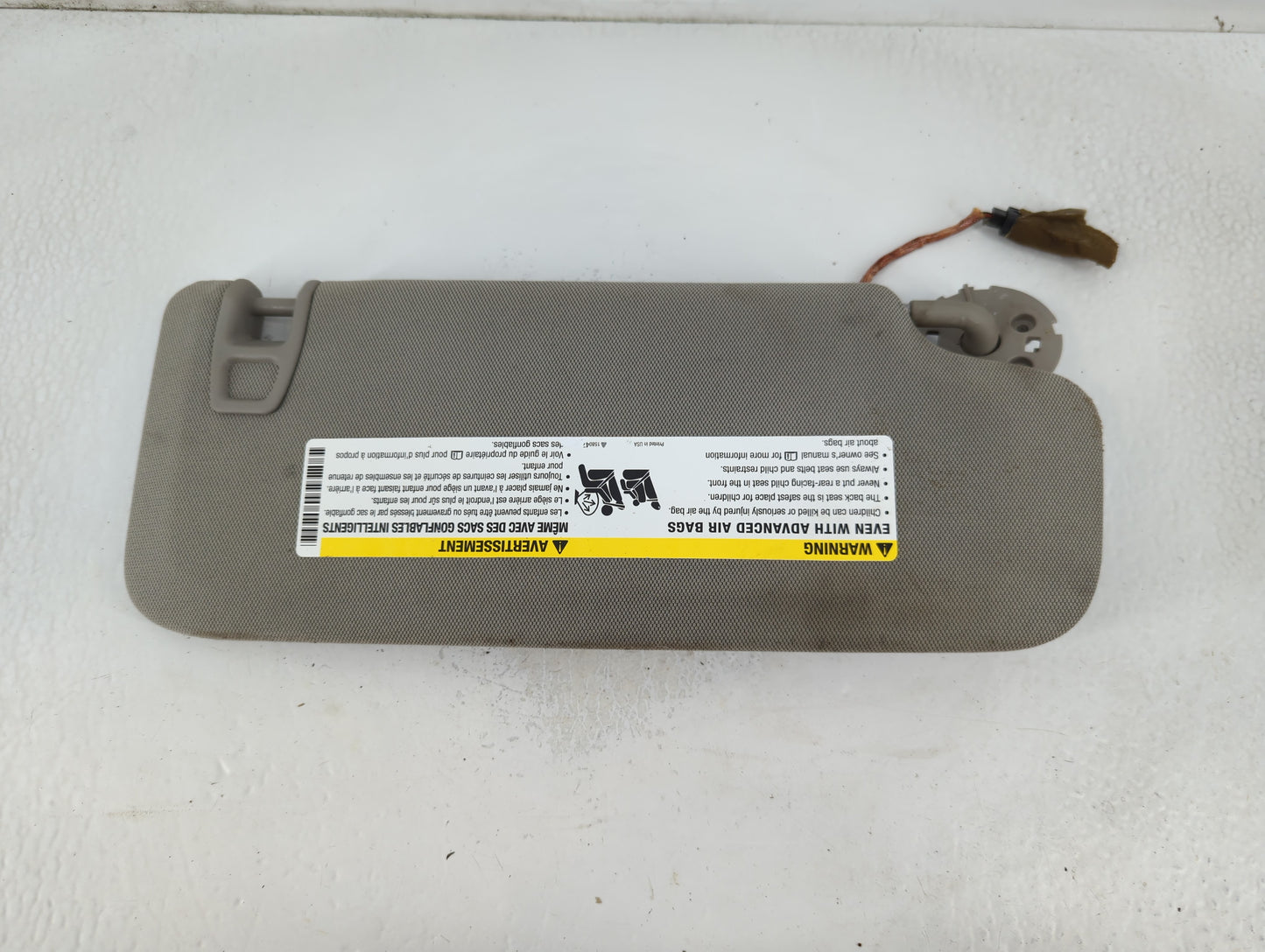 2013 Cadillac Ats Sun Visor Shade Replacement Driver Left Mirror Fits OEM Used Auto Parts - Oemusedautoparts1.com