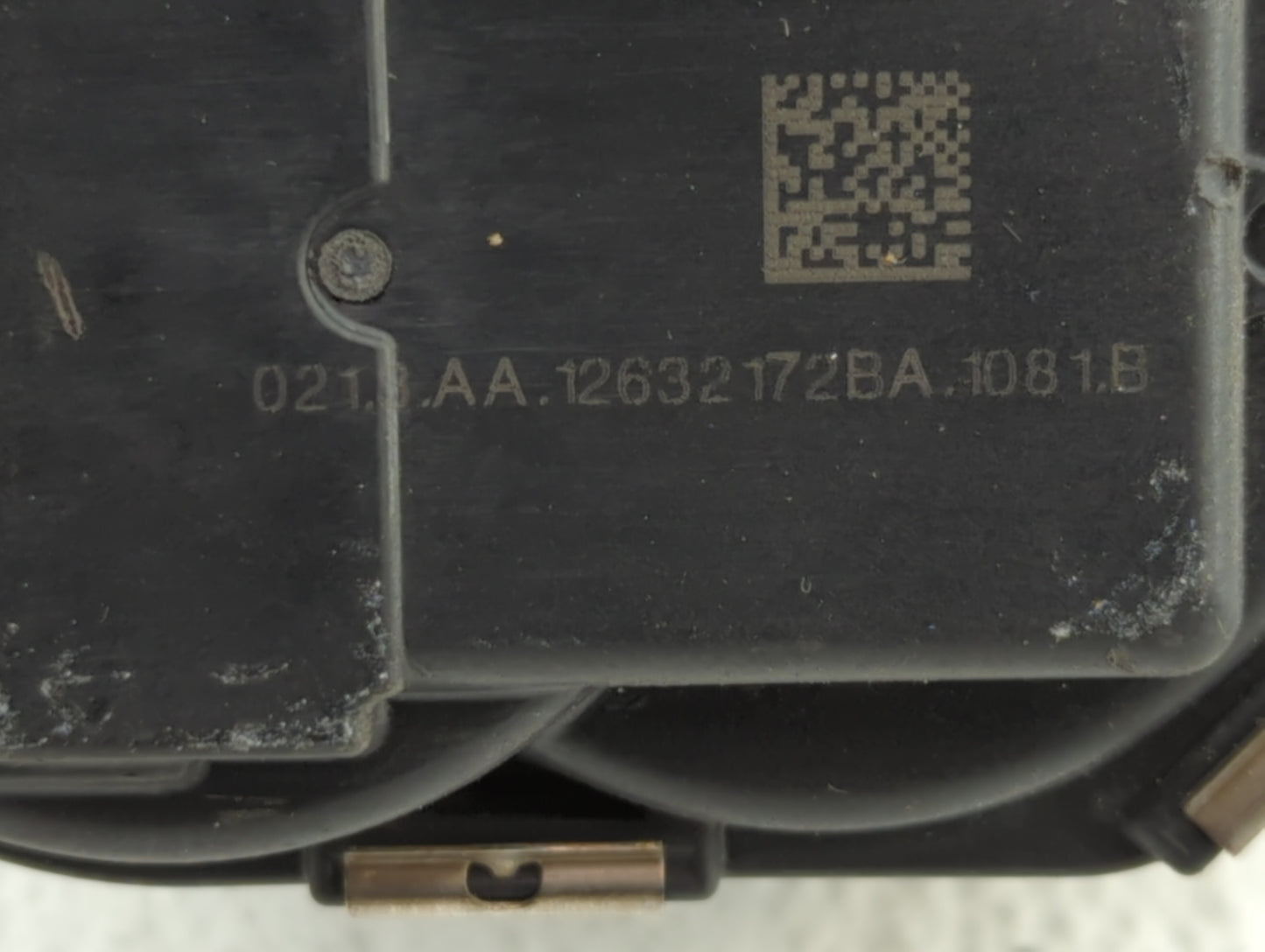 2012-2016 Cadillac Srx Throttle Body P/N:12670981AA 12632172BA Fits Fits 2012 2013 2014 2015 2016 2017 2018 2019 OEM Used Au