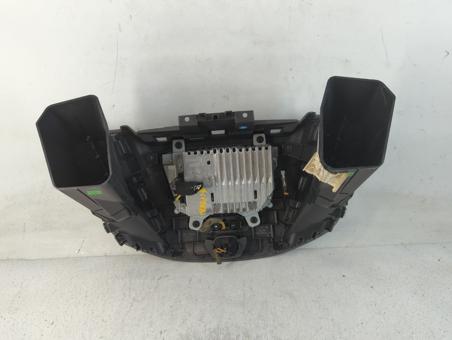 2013-2014 Cadillac Srx Radio AM FM Cd Player Receiver Replacement P/N:23119513 23150966 Fits Fits 2013 2014 OEM Used Auto Pa