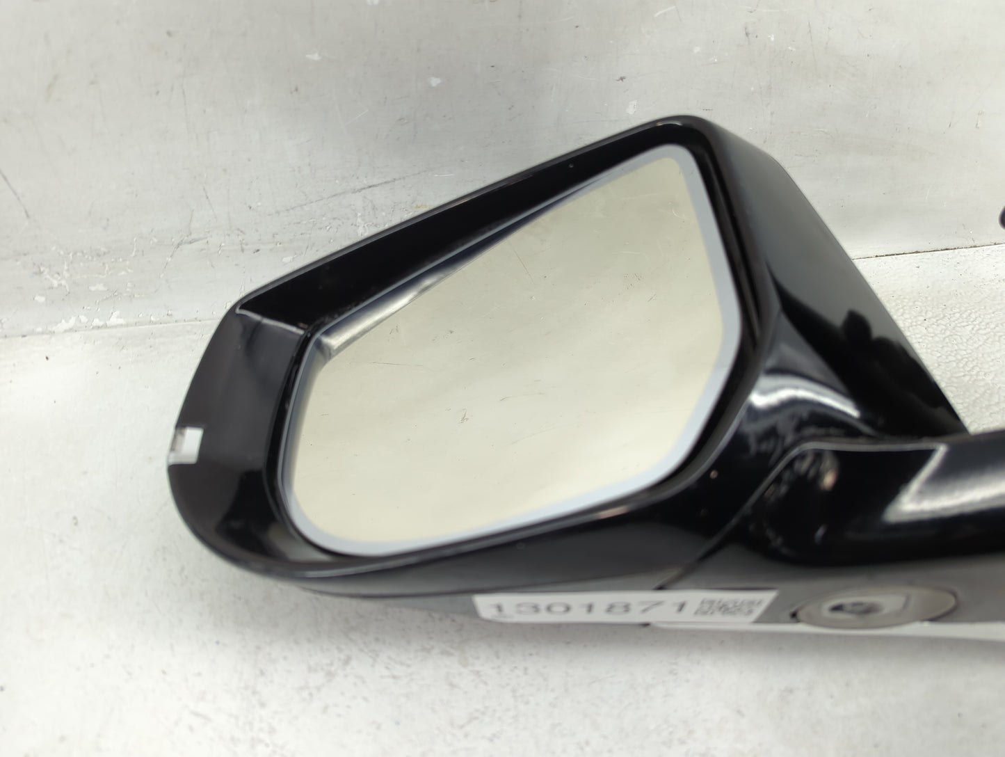 2013-2014 Cadillac Xts Driver Side View Mirror - Left Door Mirror OEM Used - Oemusedautoparts1.com