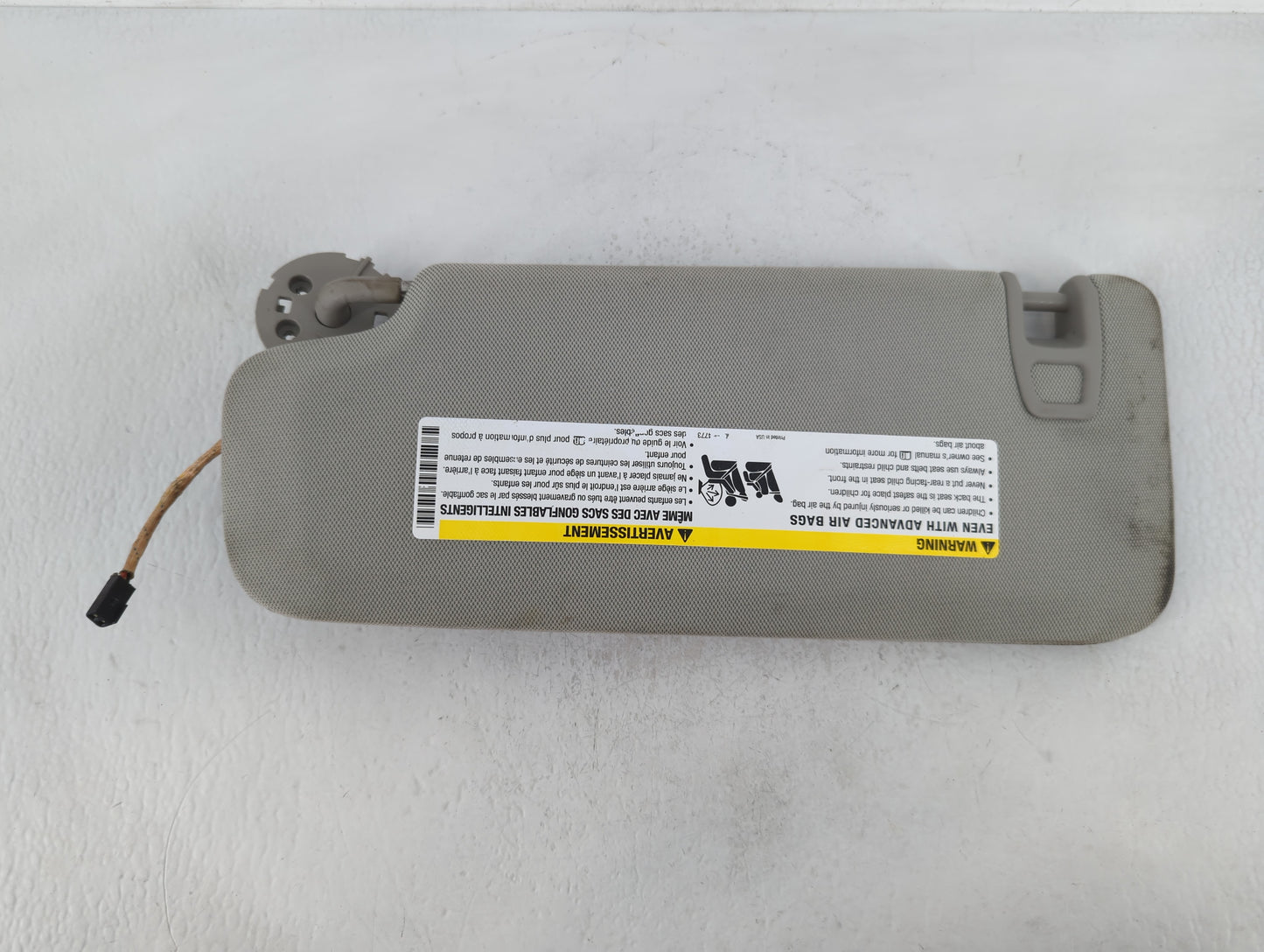 2013-2017 Cadillac Xts Sun Visor Shade Replacement Passenger Right Mirror Fits Fits 2013 2014 2015 2016 2017 OEM Used Auto P
