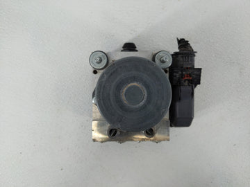 2012-2015 Chevrolet Camaro ABS Pump Control Module Replacement P/N:22807507 Fits Fits 2012 2013 2014 2015 OEM Used Auto Parts