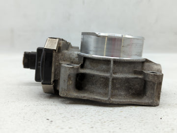 2012-2015 Chevrolet Captiva Sport Throttle Body P/N:12632101CA Fits Fits 2012 2013 2014 2015 OEM Used Auto Parts