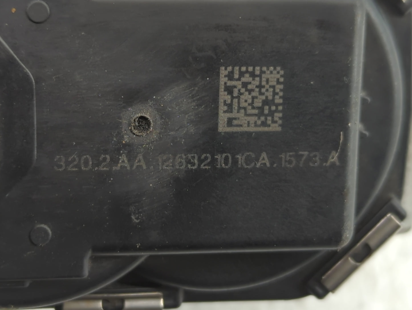 2012-2015 Chevrolet Captiva Sport Throttle Body P/N:12632101CA Fits Fits 2012 2013 2014 2015 OEM Used Auto Parts - Oemusedau