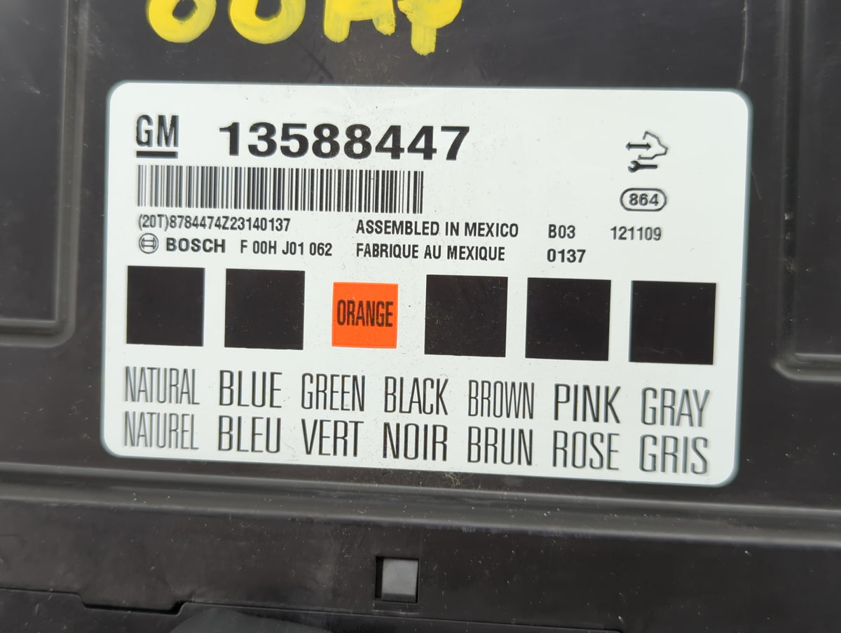2013-2014 Chevrolet Cruze Body Control Module Bcm Inner Cabin Fuse Box - Oemusedautoparts1.com