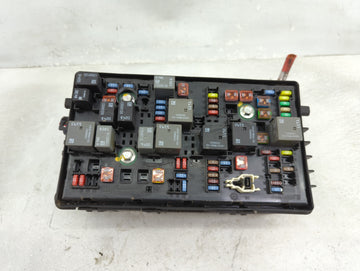2011-2014 Chevrolet Cruze Fusebox Fuse Box Panel Relay Module P/N:812461952 Fits Fits 2011 2012 2013 2014 OEM Used Auto Parts