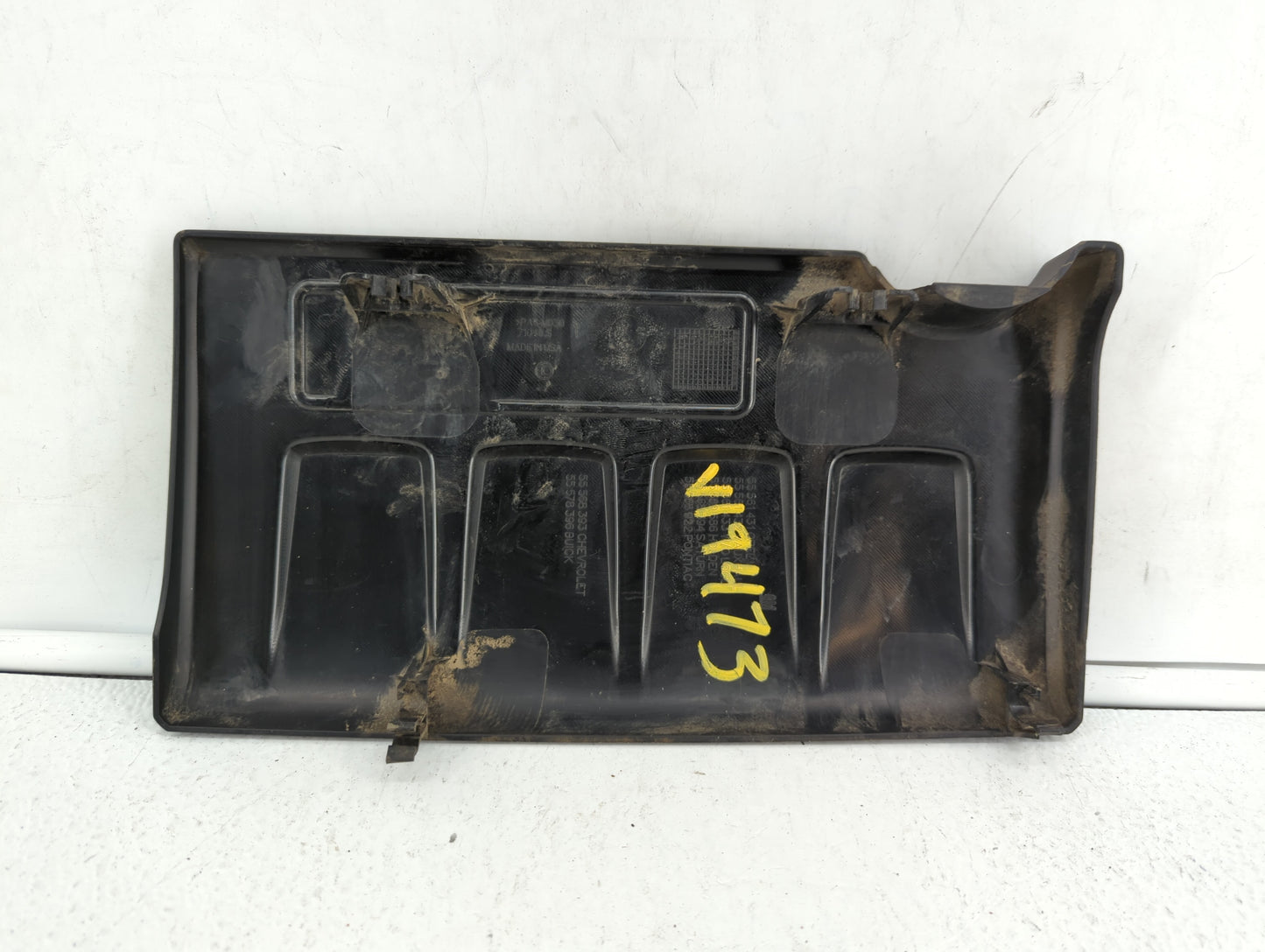 2013 Chevrolet Cruze Engine Cover Black - Oemusedautoparts1.com