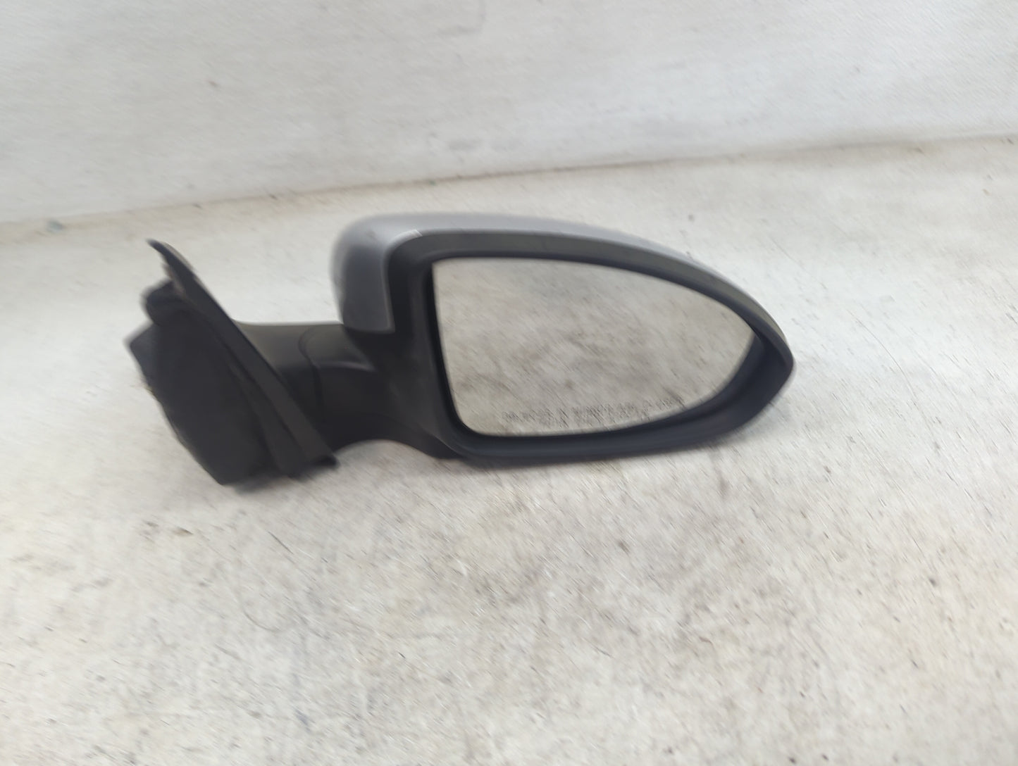 2011-2016 Chevrolet Cruze Passenger Side View Mirror - Right Door Mirror OEM Used - Oemusedautoparts1.com