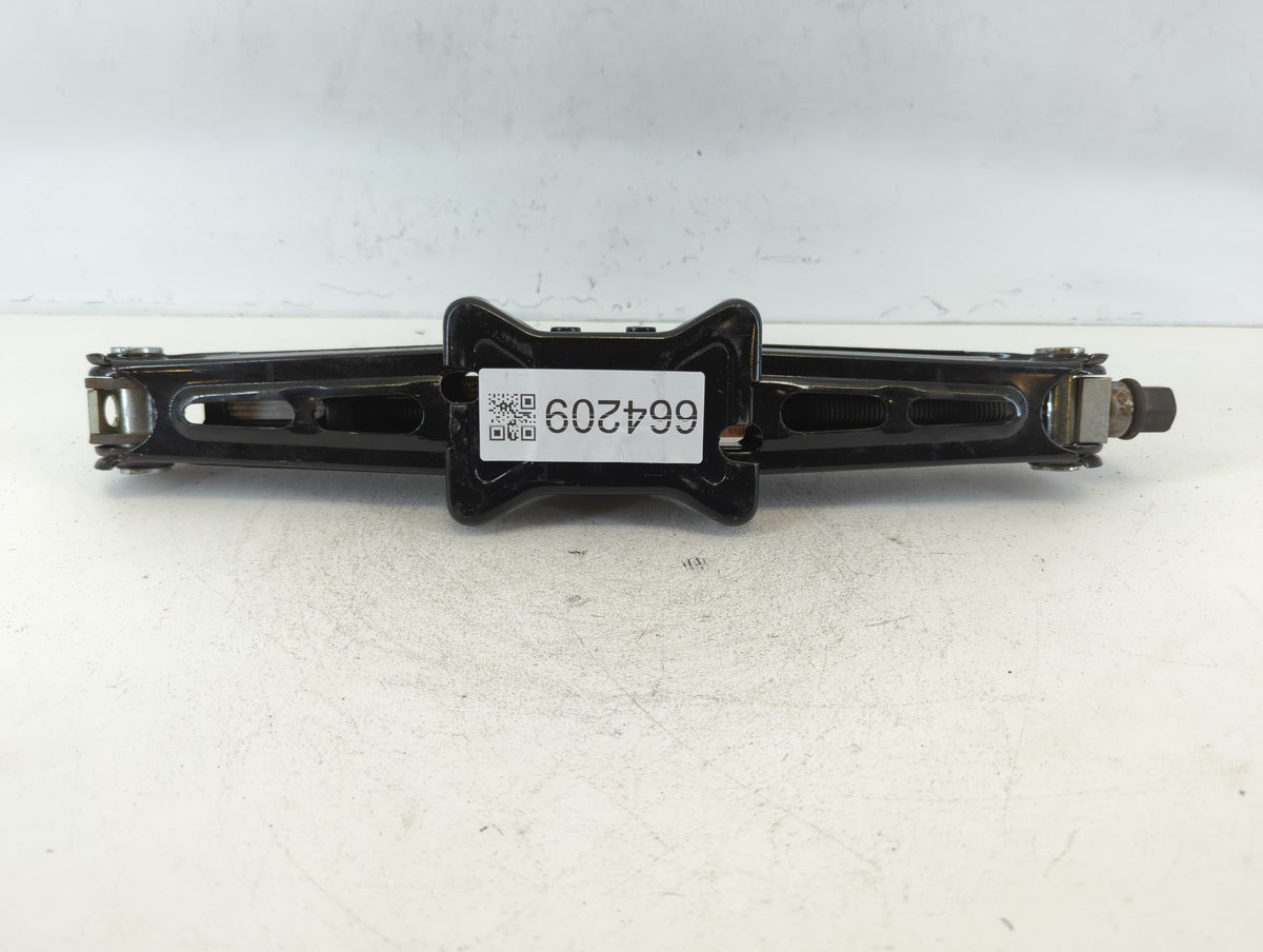 2013 Chevrolet Cruze Spare Scissor Car Jack 664209 - Oemusedautoparts1.com