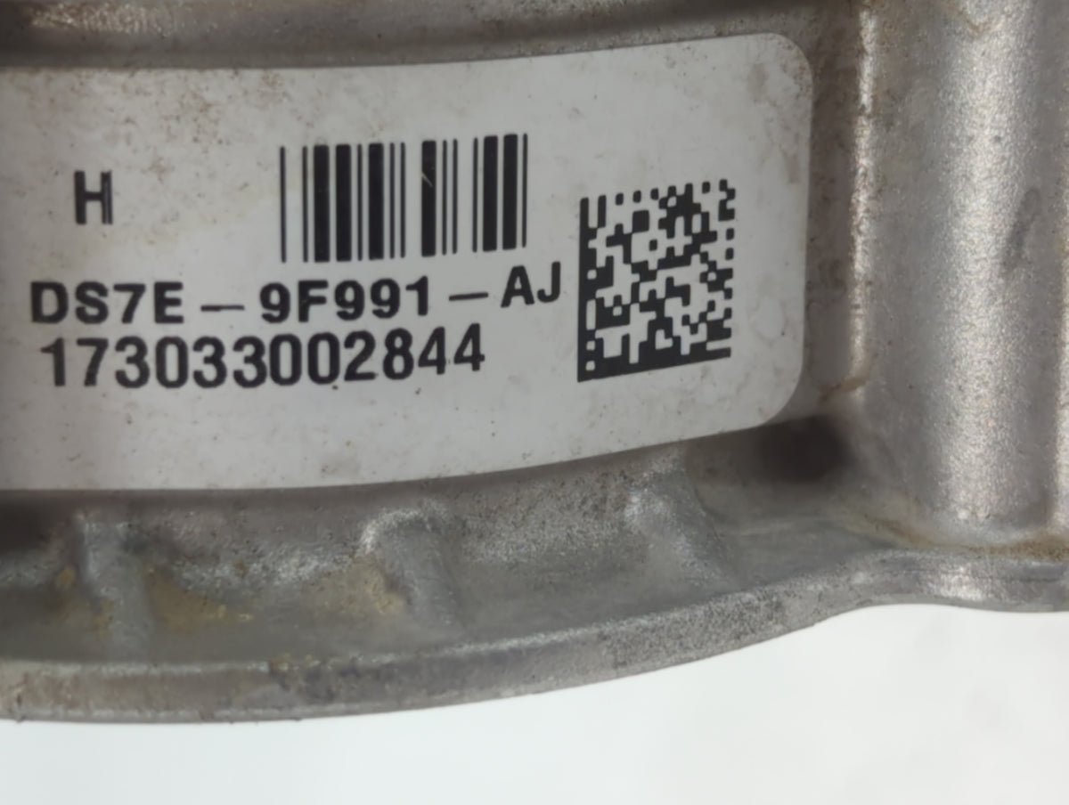 2013 Chevrolet Cruze Throttle Body P/N:DS7E-9F991-AJ Fits Fits 2014 2015 2016 2017 2018 2019 2020 2021 2022 OEM Used Auto Pa