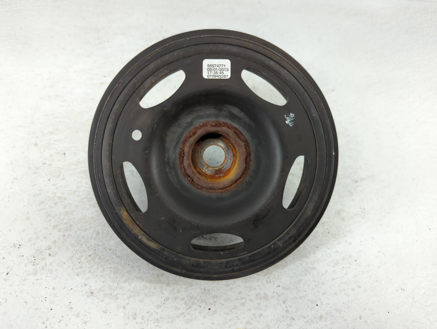 2013 Chevrolet Cruze Crankshaft Pulley - Oemusedautoparts1.com