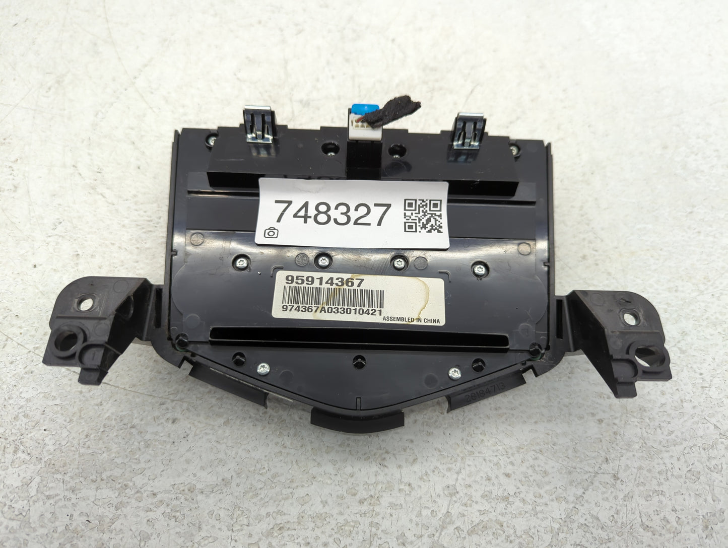 2013-2013 Chevrolet Cruze Am Fm Cd Player Radio Receiver - Oemusedautoparts1.com
