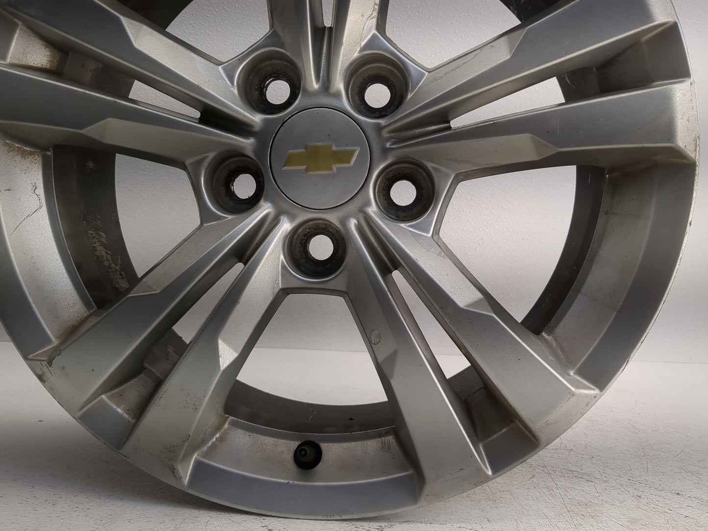 2010-2017 Chevrolet Equinox Oem Wheel Rim 1173671 - Oemusedautoparts1.com