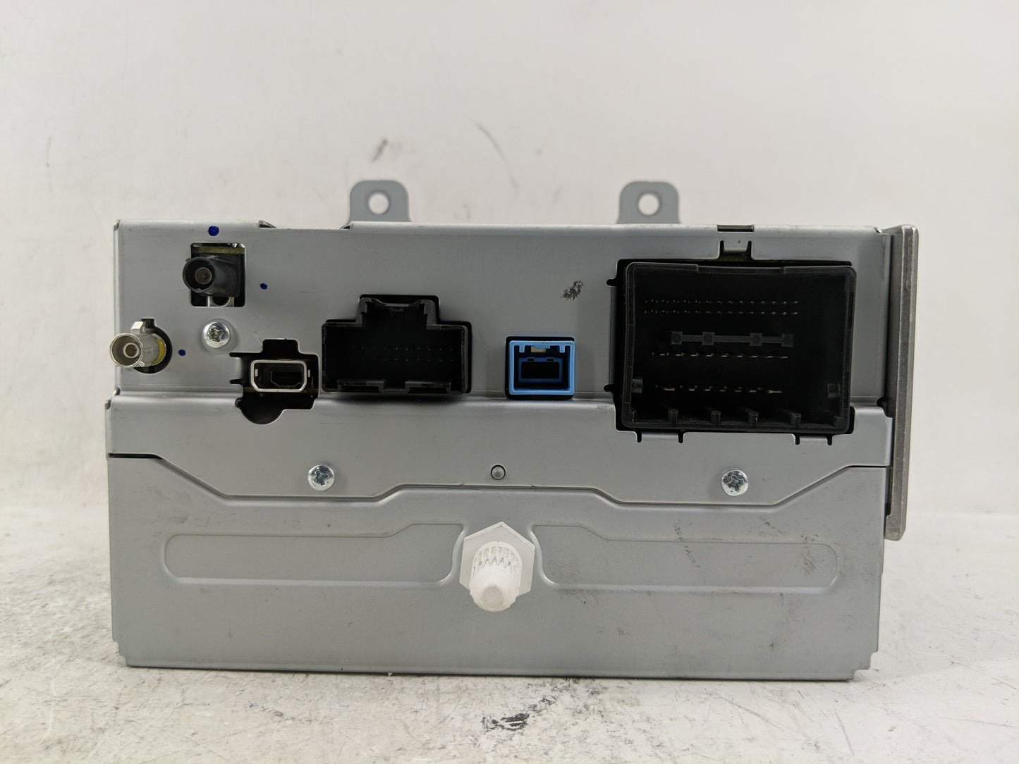 2013 Chevrolet Equinox Radio AM FM Cd Player Receiver Replacement P/N:23135481 Fits OEM Used Auto Parts - Oemusedautoparts1.