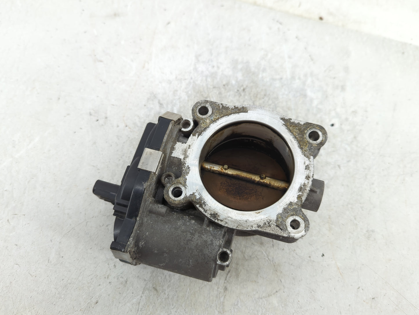 2012-2015 Chevrolet Equinox Throttle Body P/N:12632101CA Fits Fits 2012 2013 2014 2015 OEM Used Auto Parts - Oemusedautopart