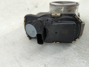 2012-2015 Chevrolet Equinox Throttle Body P/N:12632101CA Fits Fits 2012 2013 2014 2015 OEM Used Auto Parts