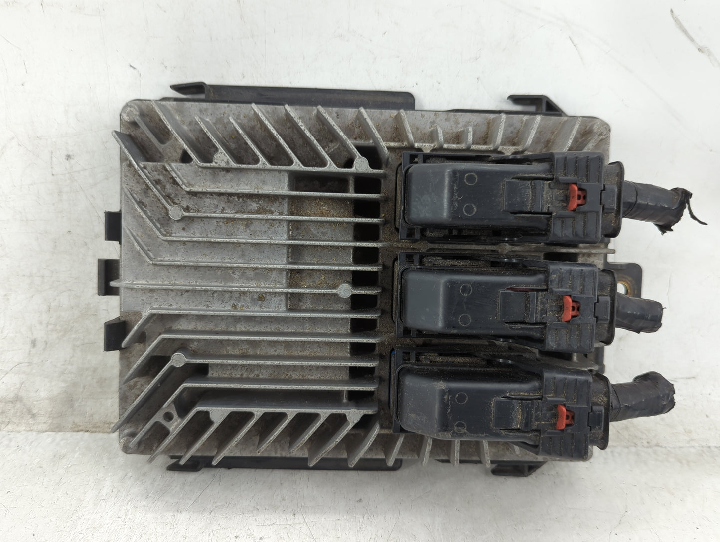 2013-2016 Chevrolet Equinox PCM Engine Control Computer ECU ECM PCU OEM P/N:62716552 Fits Fits 2013 2014 2015 2016 OEM Used