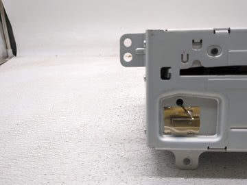 2010-2015 Chevrolet Equinox Radio AM FM Cd Player Receiver Replacement P/N:22979837 Fits Fits 2010 2011 2012 2013 2014 2015 OEM Used Auto Parts