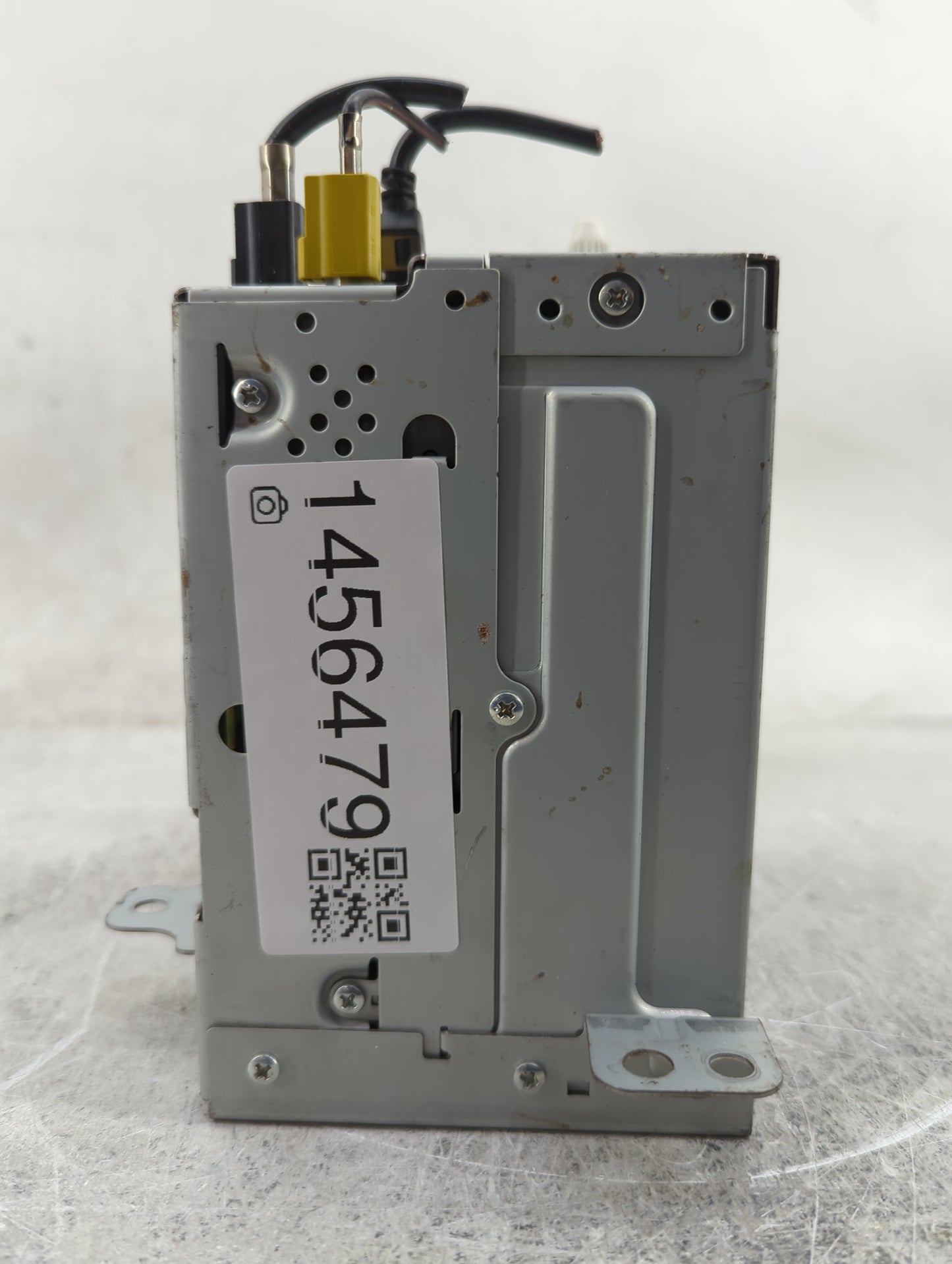 2013 Chevrolet Equinox Radio AM FM Cd Player Receiver Replacement P/N:22965237 Fits OEM Used Auto Parts - Oemusedautoparts1.