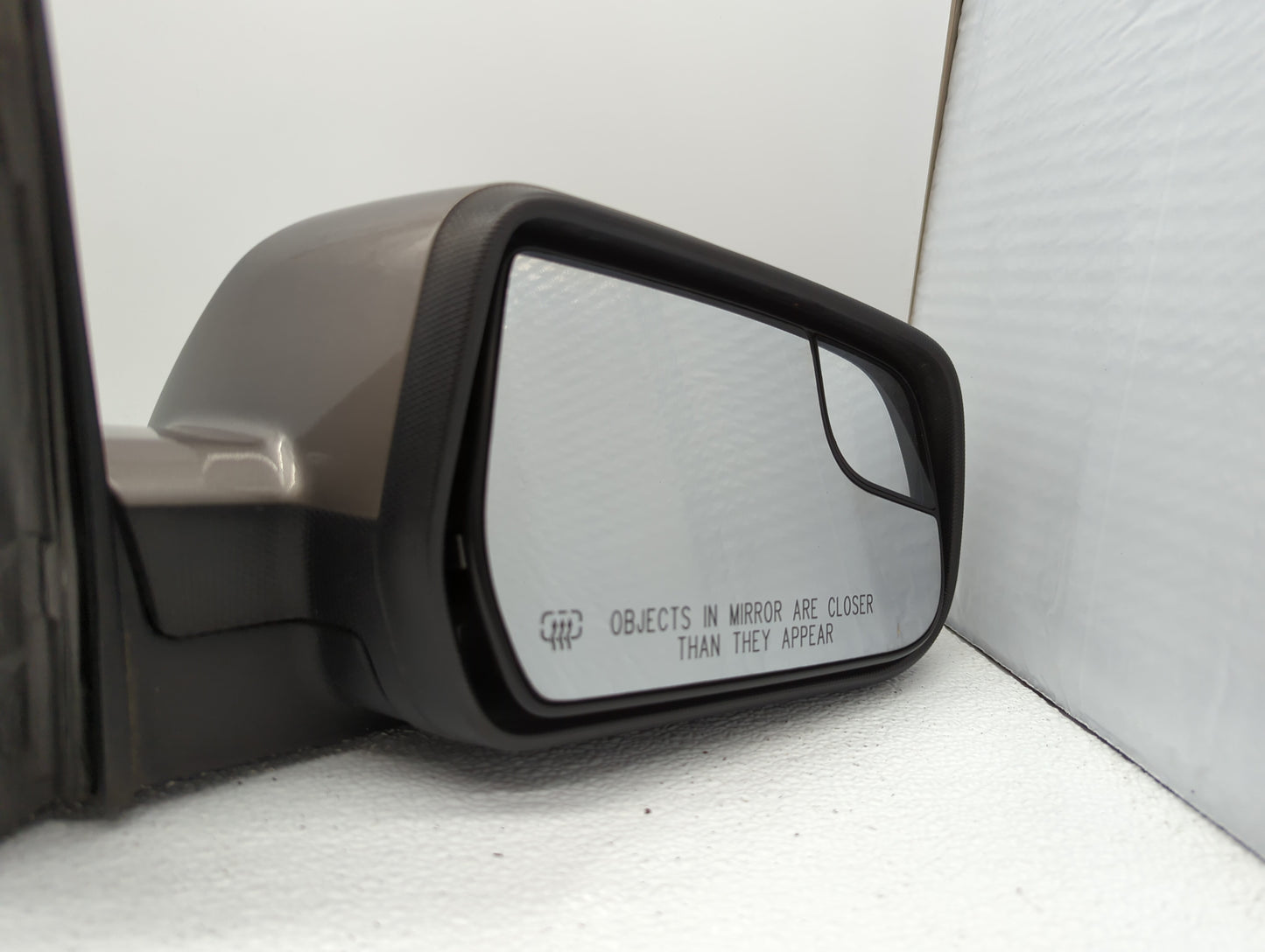 2011-2014 Chevrolet Equinox Passenger Side View Mirror - Right Door Mirror OEM Used - Oemusedautoparts1.com