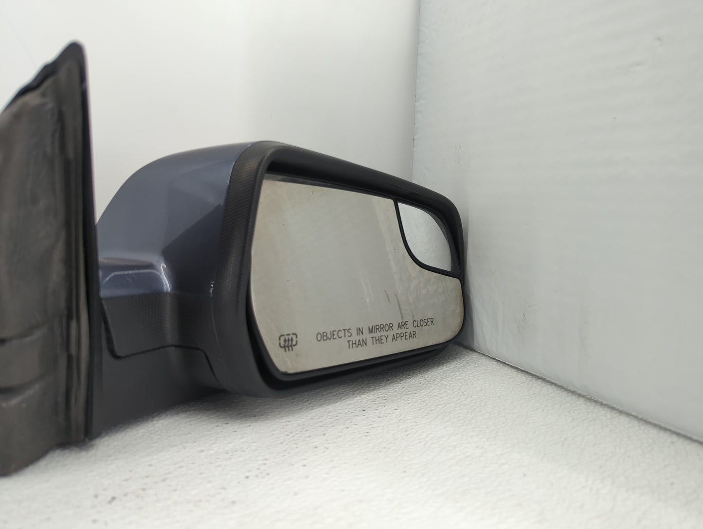 2011-2014 Chevrolet Equinox Passenger Side View Mirror - Right Door Mirror OEM Used - Oemusedautoparts1.com