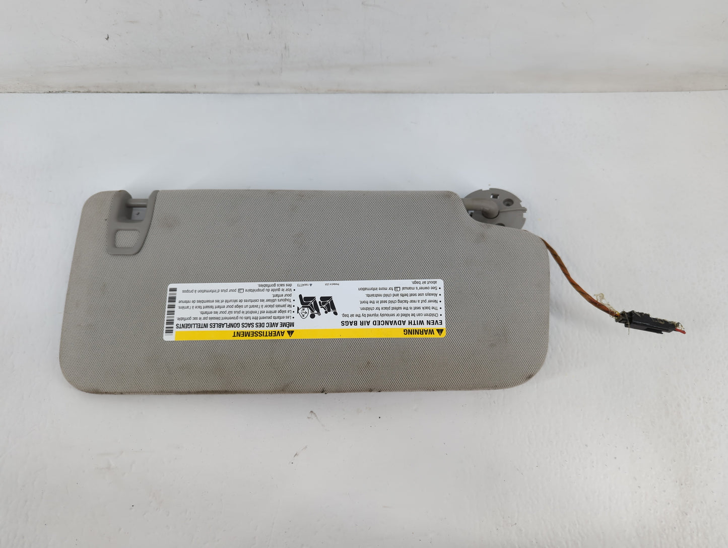 2010-2017 Chevrolet Equinox Sun Visor Shade Replacement Passenger Right Mirror Fits Fits 2010 2011 2012 2013 2014 2015 2016