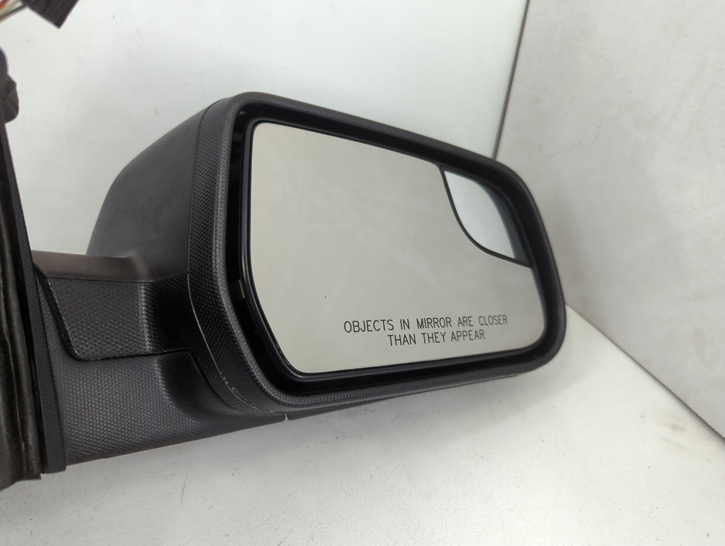 2012-2014 Chevrolet Equinox Passenger Side View Mirror - Right Door Mirror OEM Used - Oemusedautoparts1.com