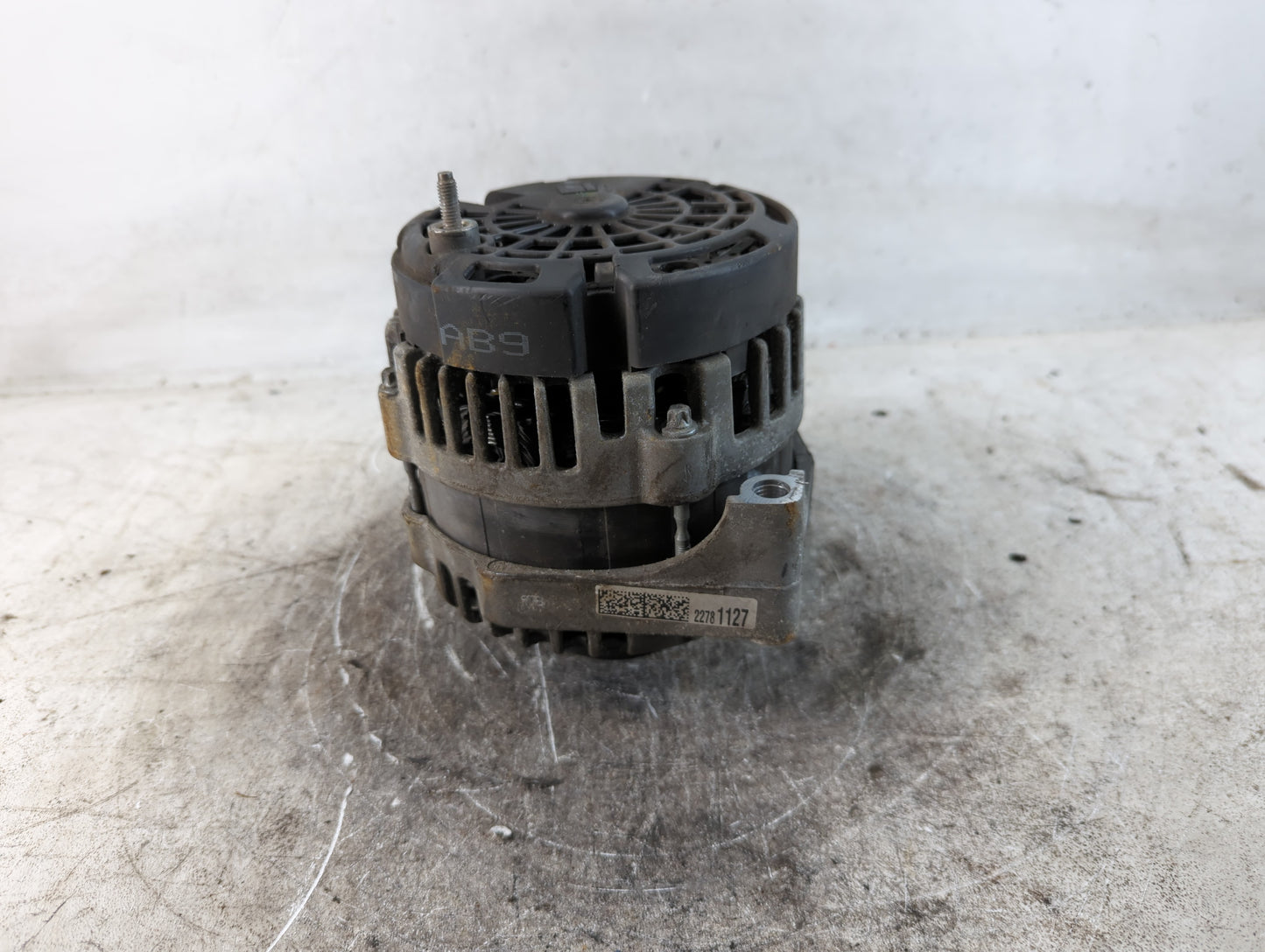 2009-2014 Chevrolet Express 1500 Alternator Replacement Generator Charging Assembly Engine OEM P/N:22781127 Fits OEM Used Au