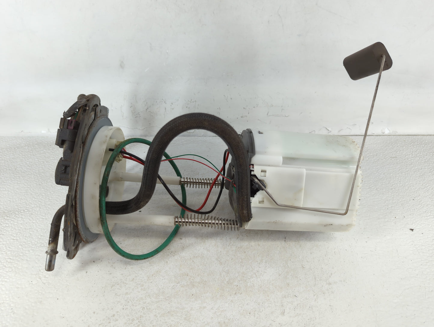 2013 Chevrolet Express 3500 Pump Assemble - Oemusedautoparts1.com