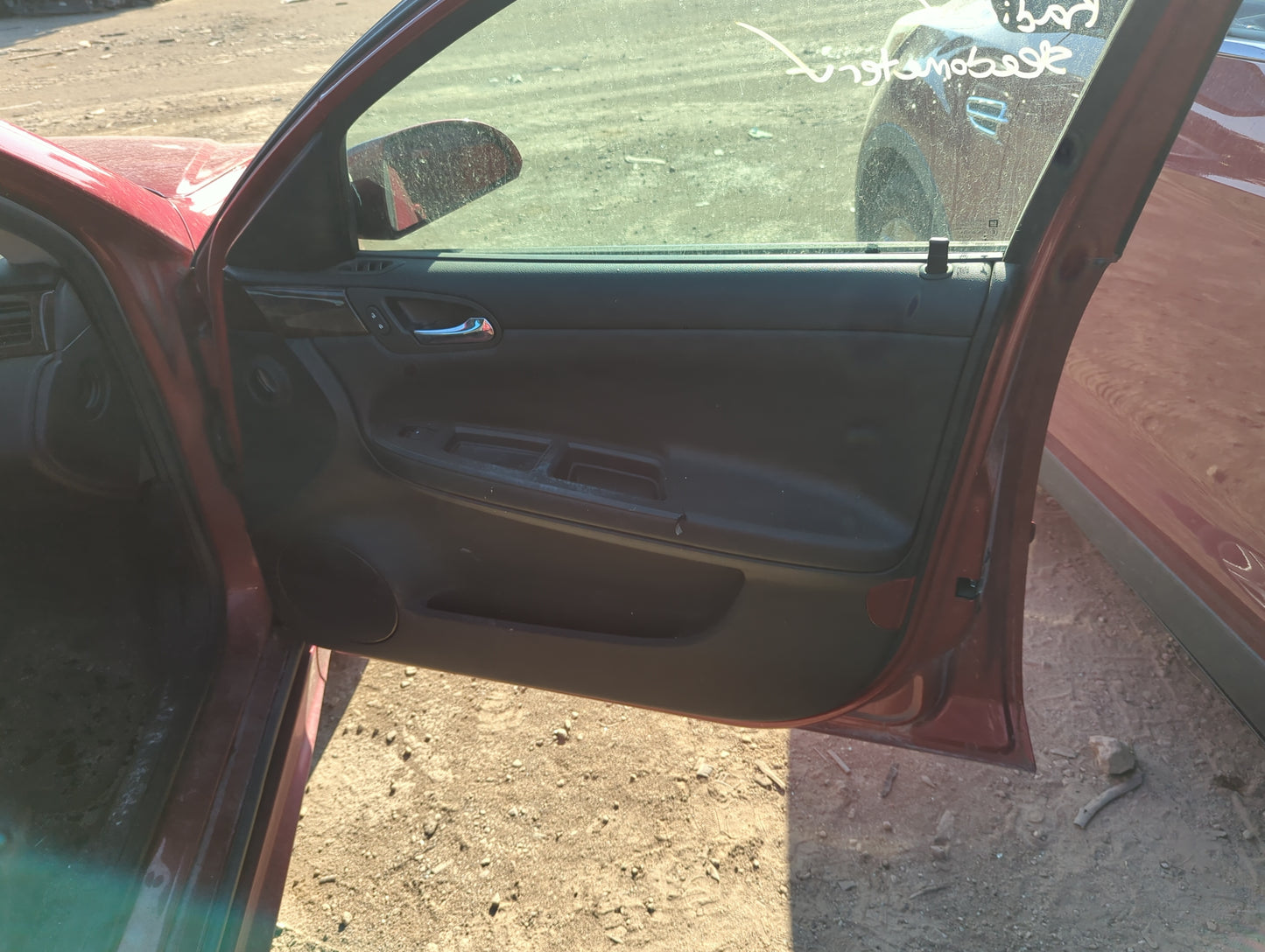 2013 Chevrolet Impala Front Right Passenger Interior Door Panel Trim - Oemusedautoparts1.com