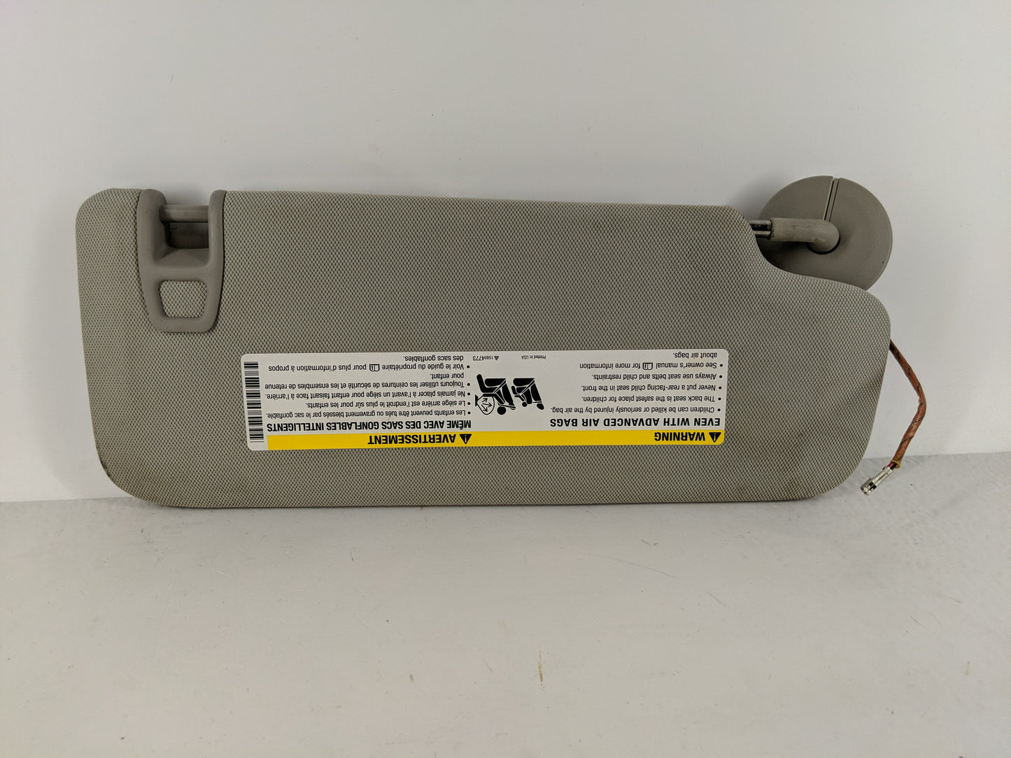 2013-2016 Chevrolet Malibu Sun Visor Shade Replacement Driver Left Mirror Fits Fits 2013 2014 2015 2016 OEM Used Auto Parts