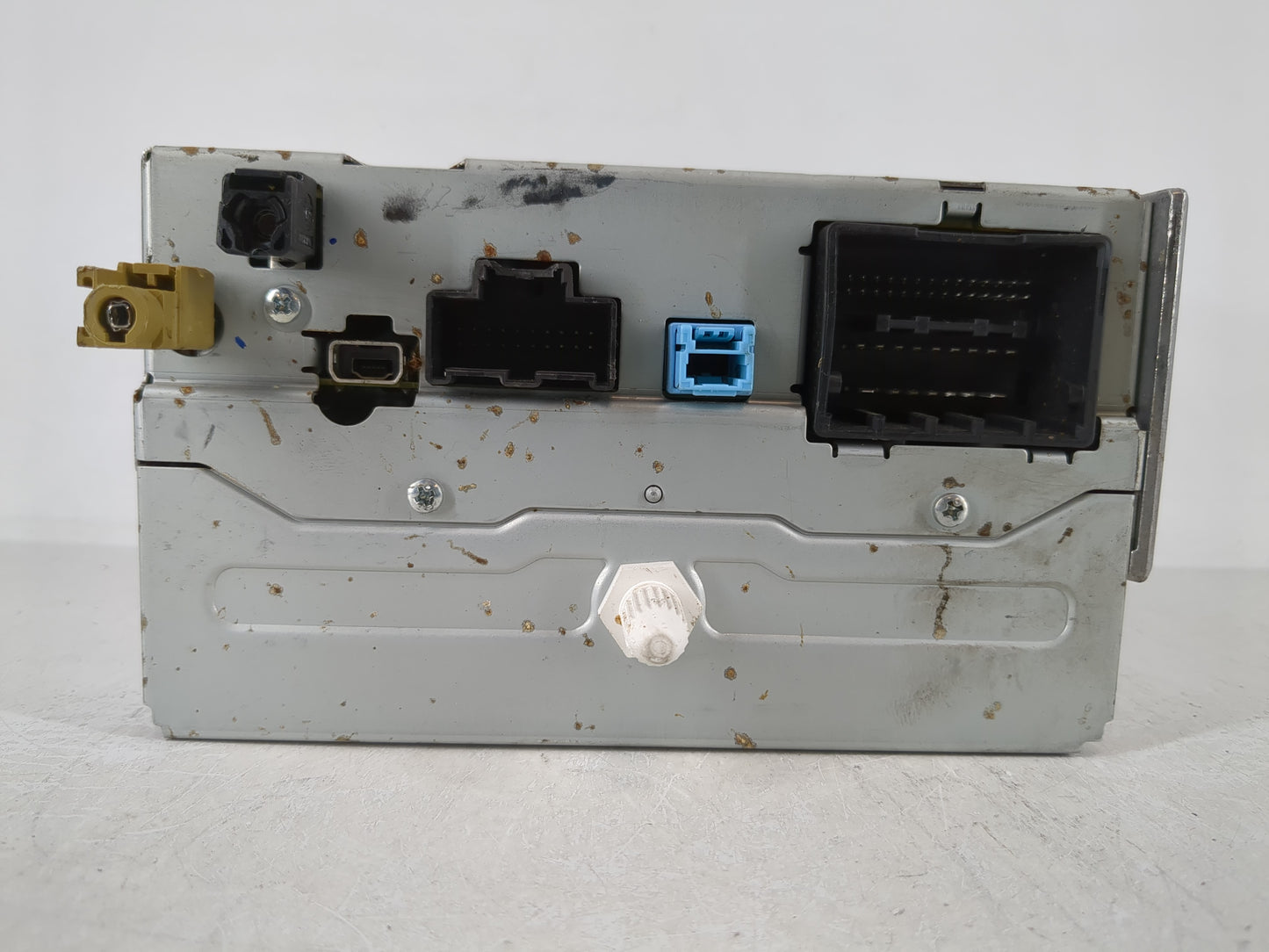 2013 Chevrolet Malibu Radio AM FM Cd Player Receiver Replacement P/N:23140543 Fits OEM Used Auto Parts - Oemusedautoparts1.c