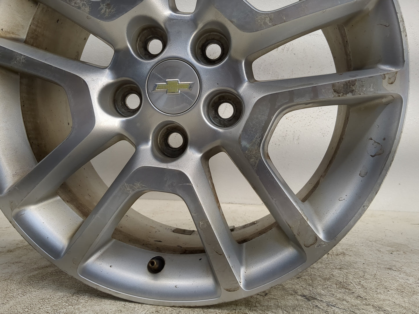 2013-2014 Chevrolet Malibu Oem Wheel Rim - Oemusedautoparts1.com