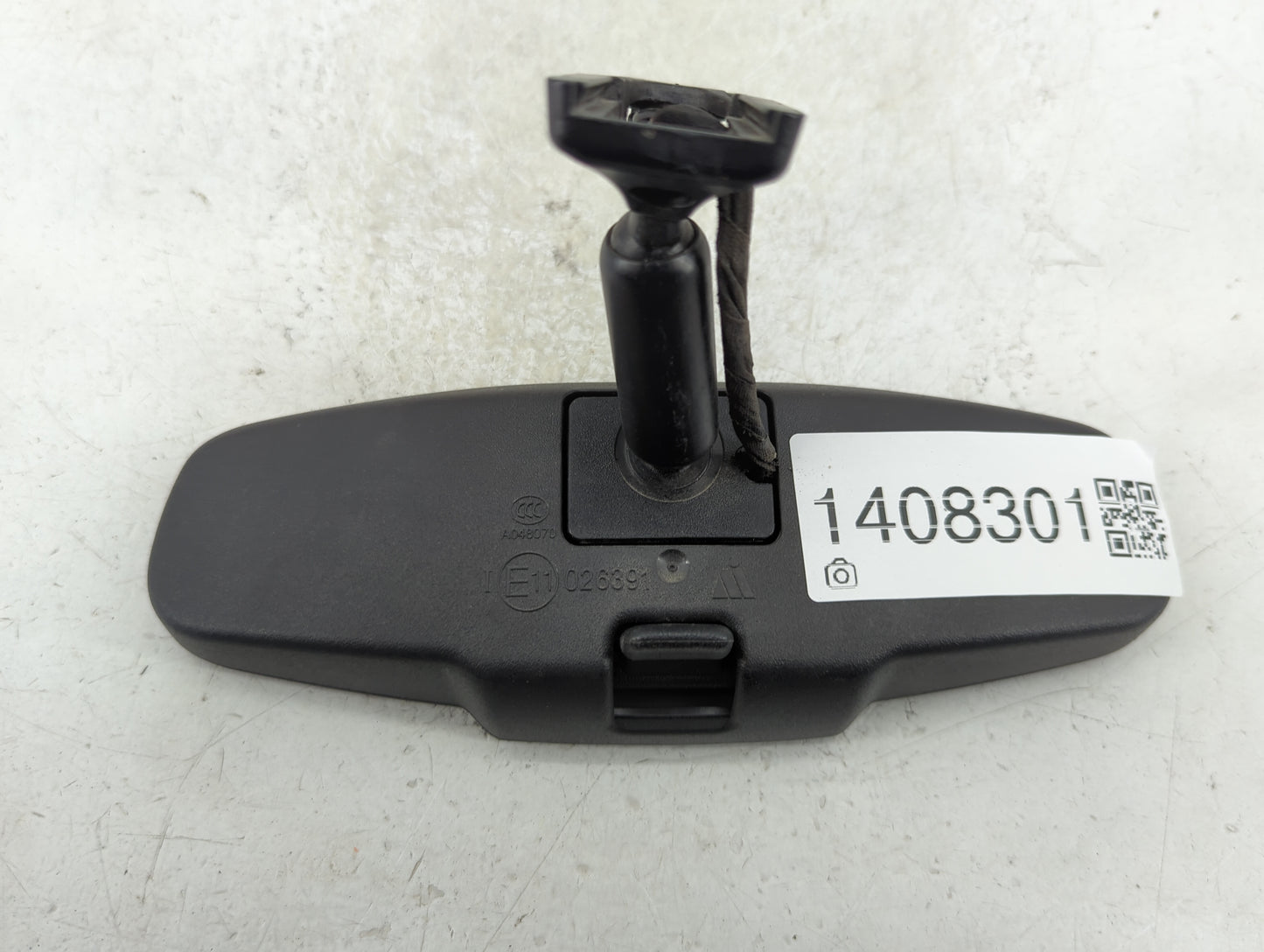 2013-2016 Chevrolet Malibu Interior Rear View Mirror Replacement OEM P/N:E11026391 Fits OEM Used Auto Parts - Oemusedautopar