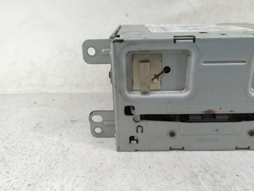 2013 Chevrolet Malibu Radio AM FM Cd Player Receiver Replacement P/N:22989453 CQ-XG62E1GDD, GA-130-COLR-NS, 216B-GA130COLRNS Fits OEM Used Auto Parts