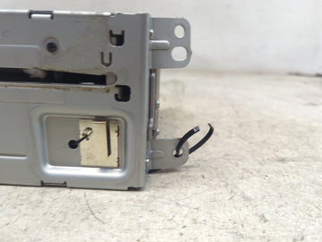 2013 Chevrolet Malibu Radio AM FM Cd Player Receiver Replacement P/N:23140543 Fits OEM Used Auto Parts