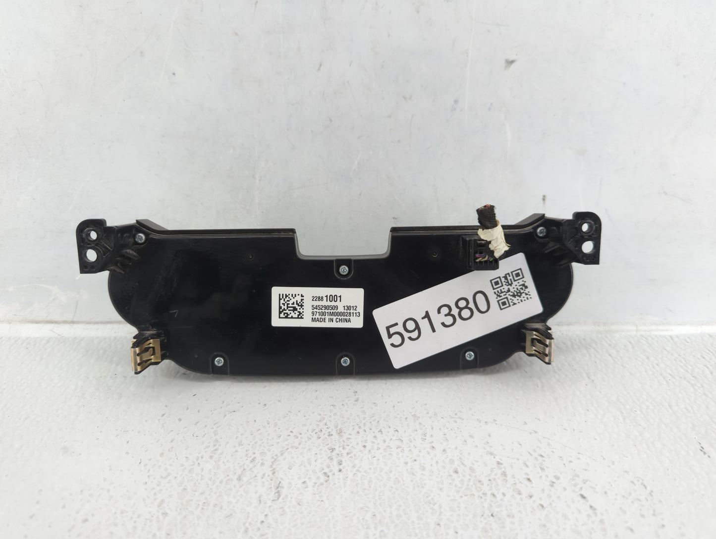 2013-2013 Chevrolet Malibu Radio Control Panel - Oemusedautoparts1.com