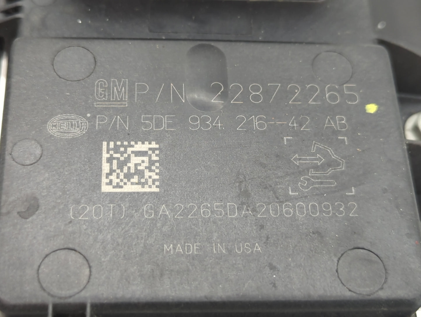 2011-2014 Chevrolet Malibu Hybrid DC Synergy Drive Power Inverter P/N:22872265 22758323 Fits Fits 2010 2011 2012 2013 2014 O