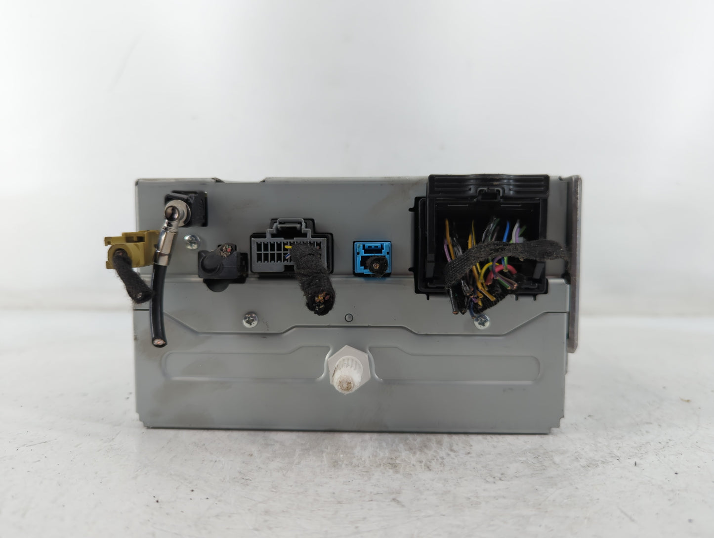 2013 Chevrolet Malibu Radio AM FM Cd Player Receiver Replacement P/N:22965236 Fits OEM Used Auto Parts - Oemusedautoparts1.c