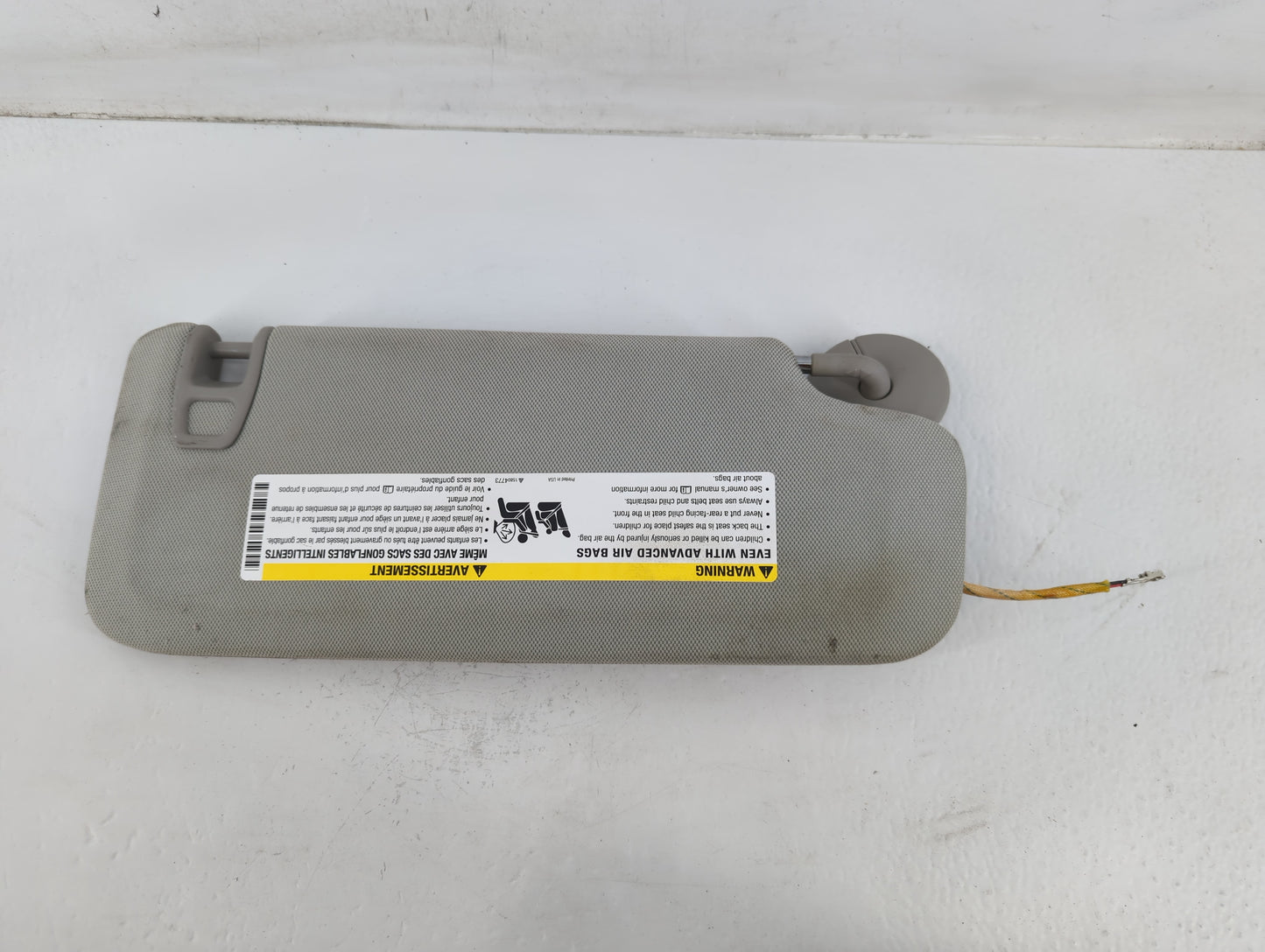 2013-2016 Chevrolet Malibu Sun Visor Shade Replacement Driver Left Mirror Fits Fits 2013 2014 2015 2016 OEM Used Auto Parts