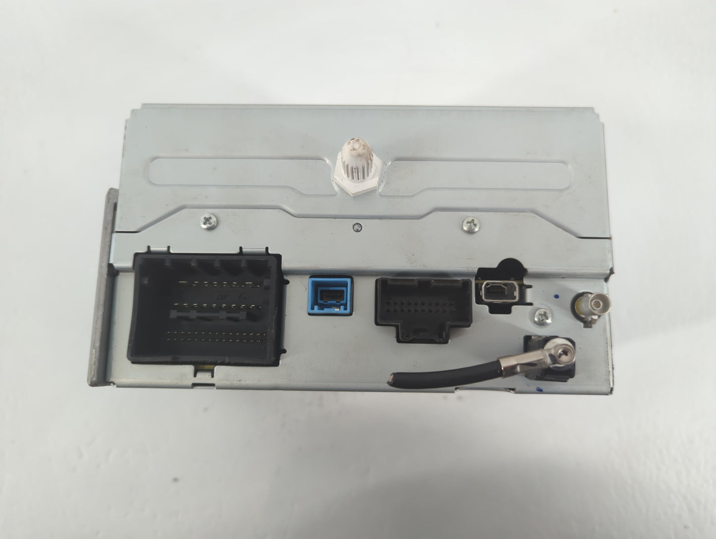 2013 Chevrolet Malibu Radio AM FM Cd Player Receiver Replacement P/N:23140543 Fits OEM Used Auto Parts - Oemusedautoparts1.c