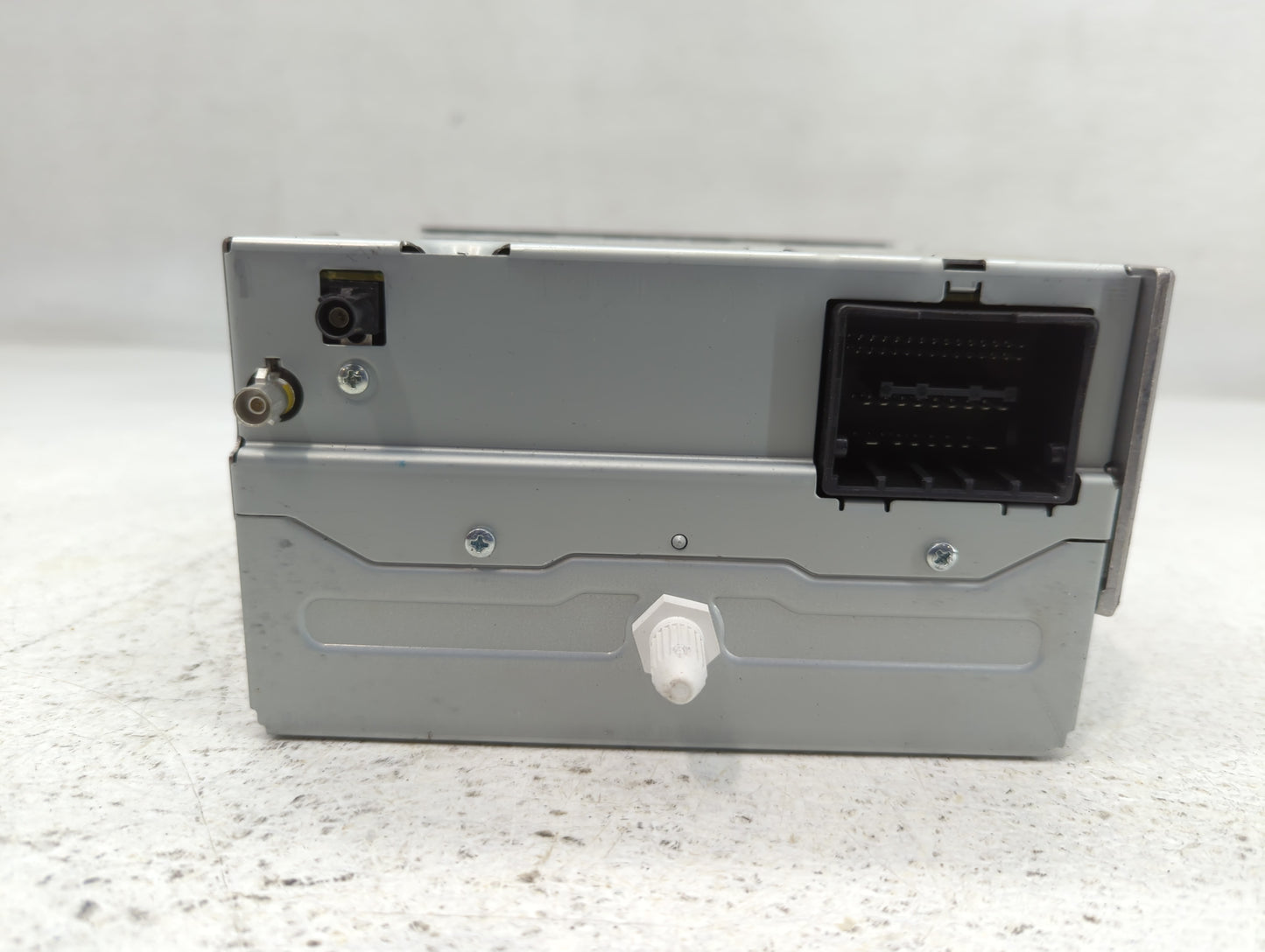 2013-2013 Chevrolet Malibu Am Fm Cd Player Radio Receiver - Oemusedautoparts1.com
