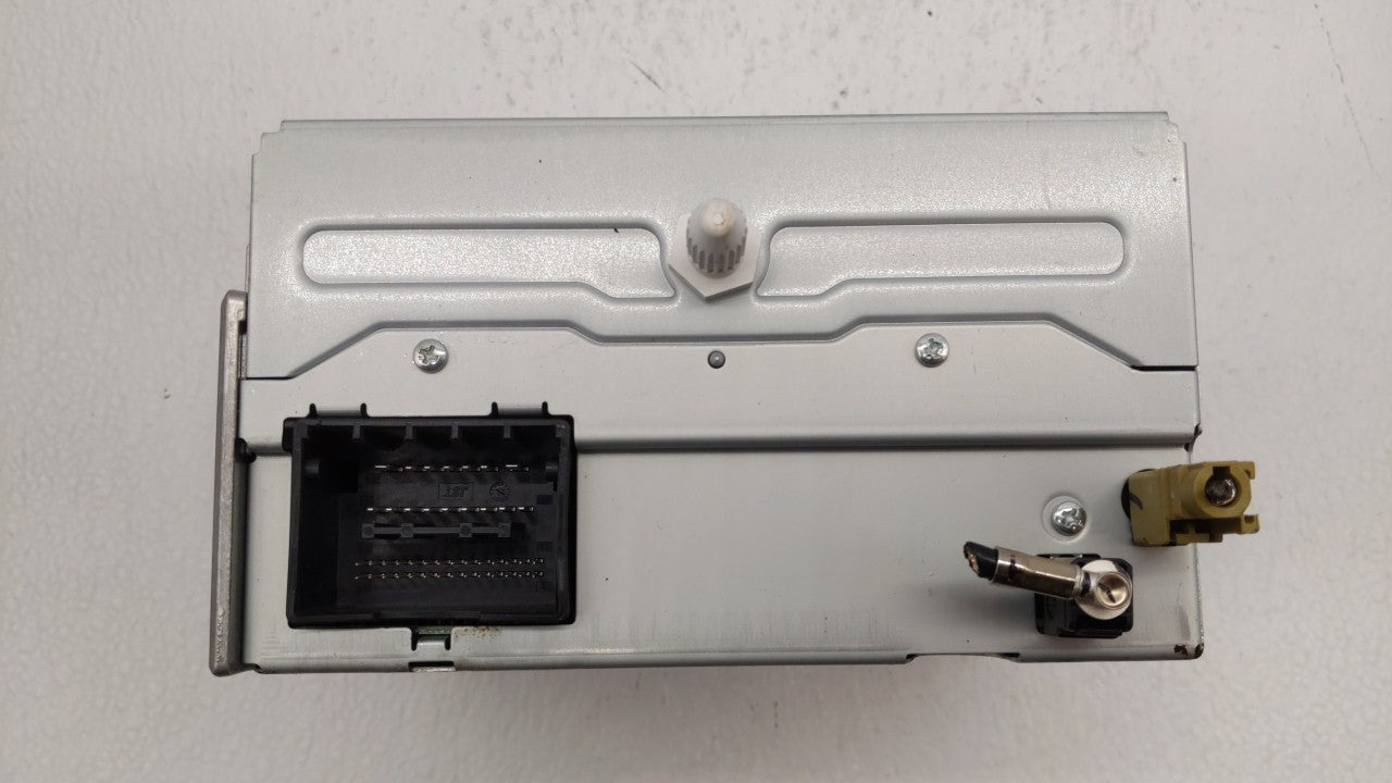 2013 Chevrolet Malibu Radio AM FM Cd Player Receiver Replacement P/N:22880998 22923802 Fits OEM Used Auto Parts - Oemusedaut