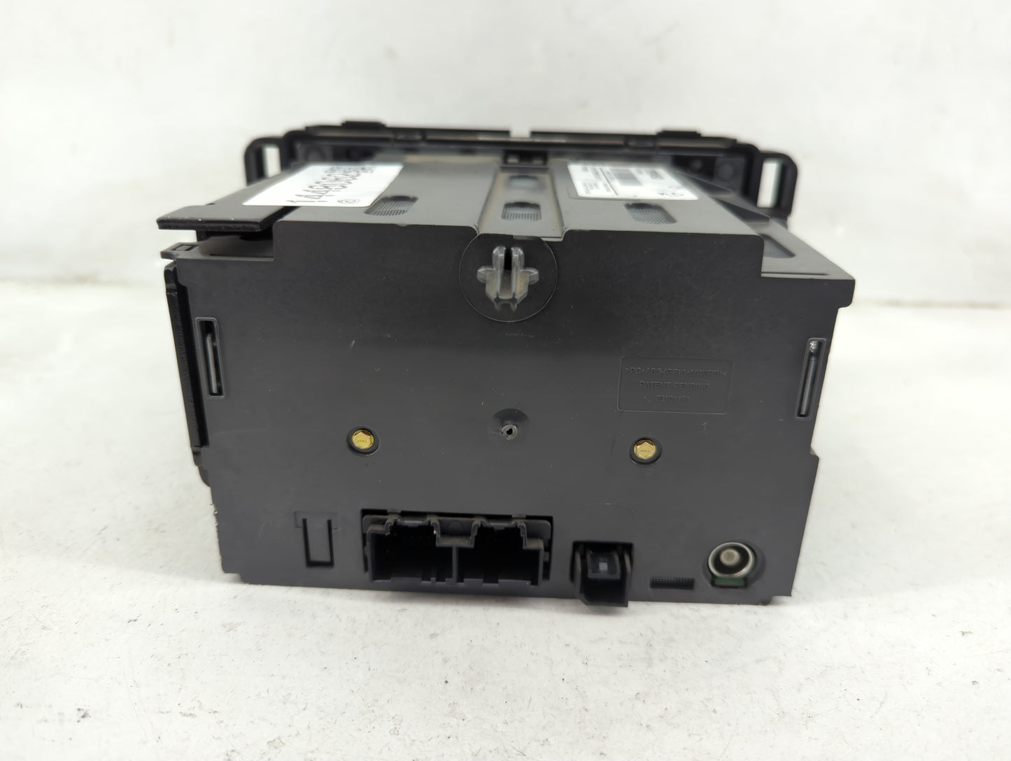 2010-2014 Chevrolet Silverado Radio AM FM Cd Player Receiver Replacement P/N:20934593 28256335 Fits OEM Used Auto Parts - Oe