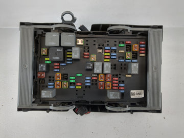 2010-2013 Chevrolet Silverado 1500 Fusebox Fuse Box Panel Relay Module P/N:20978812 Fits Fits 2010 2011 2012 2013 OEM Used Auto Parts