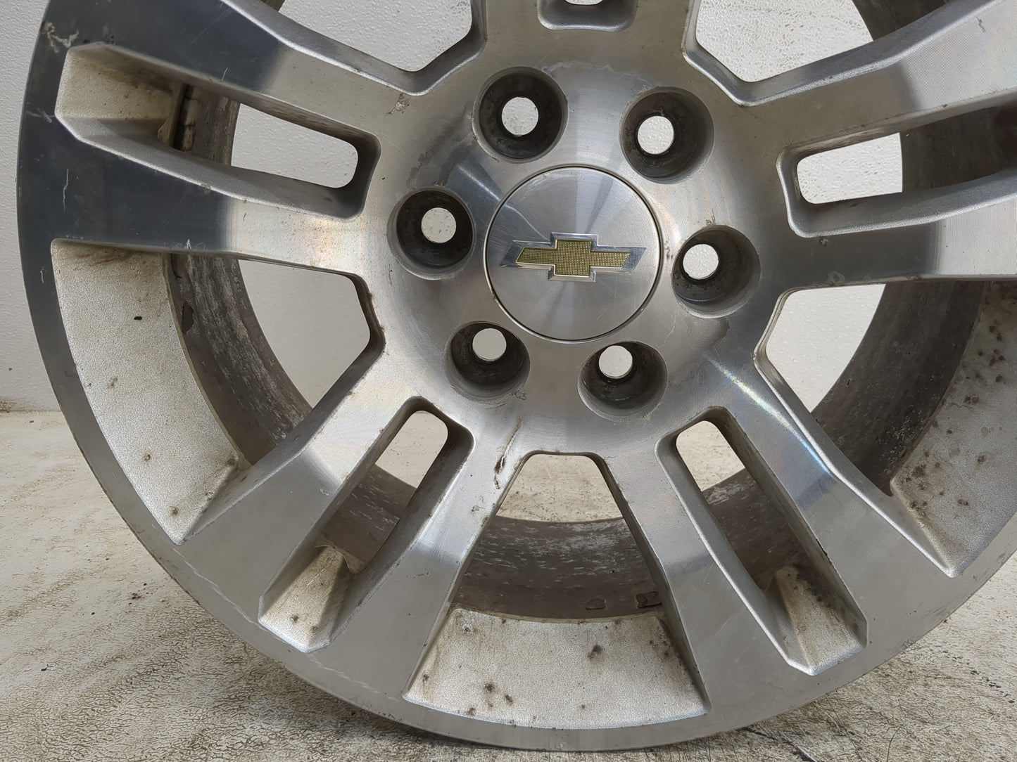 2014-2019 Chevrolet Silverado 1500 Oem Wheel Rim - Oemusedautoparts1.com