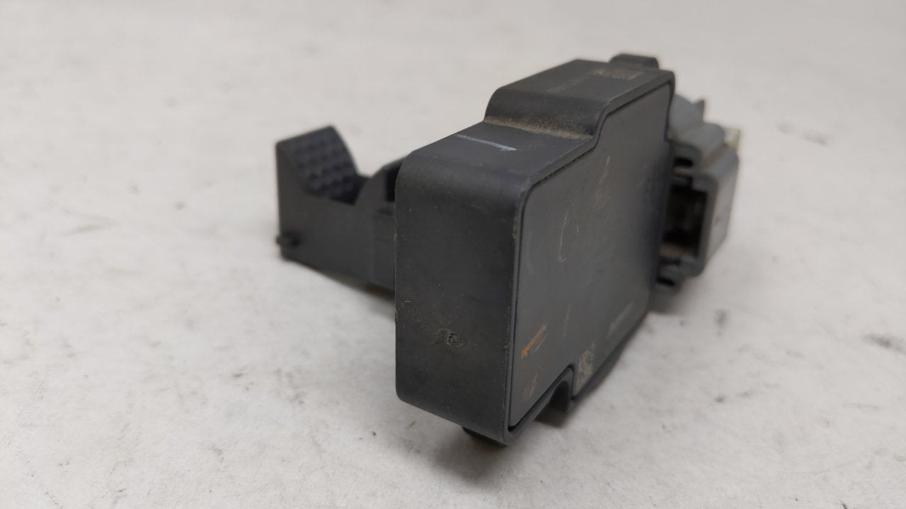 2009-2013 Chevrolet Silverado 1500 Mass Air Flow Meter Maf 58964 - Oemusedautoparts1.com